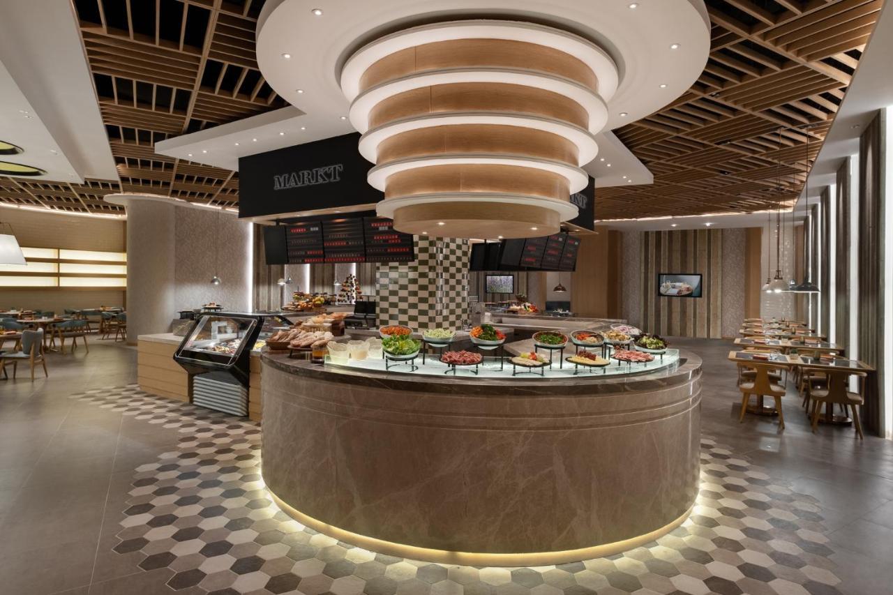 Swissotel Clark Philippines Clark Field Екстериор снимка