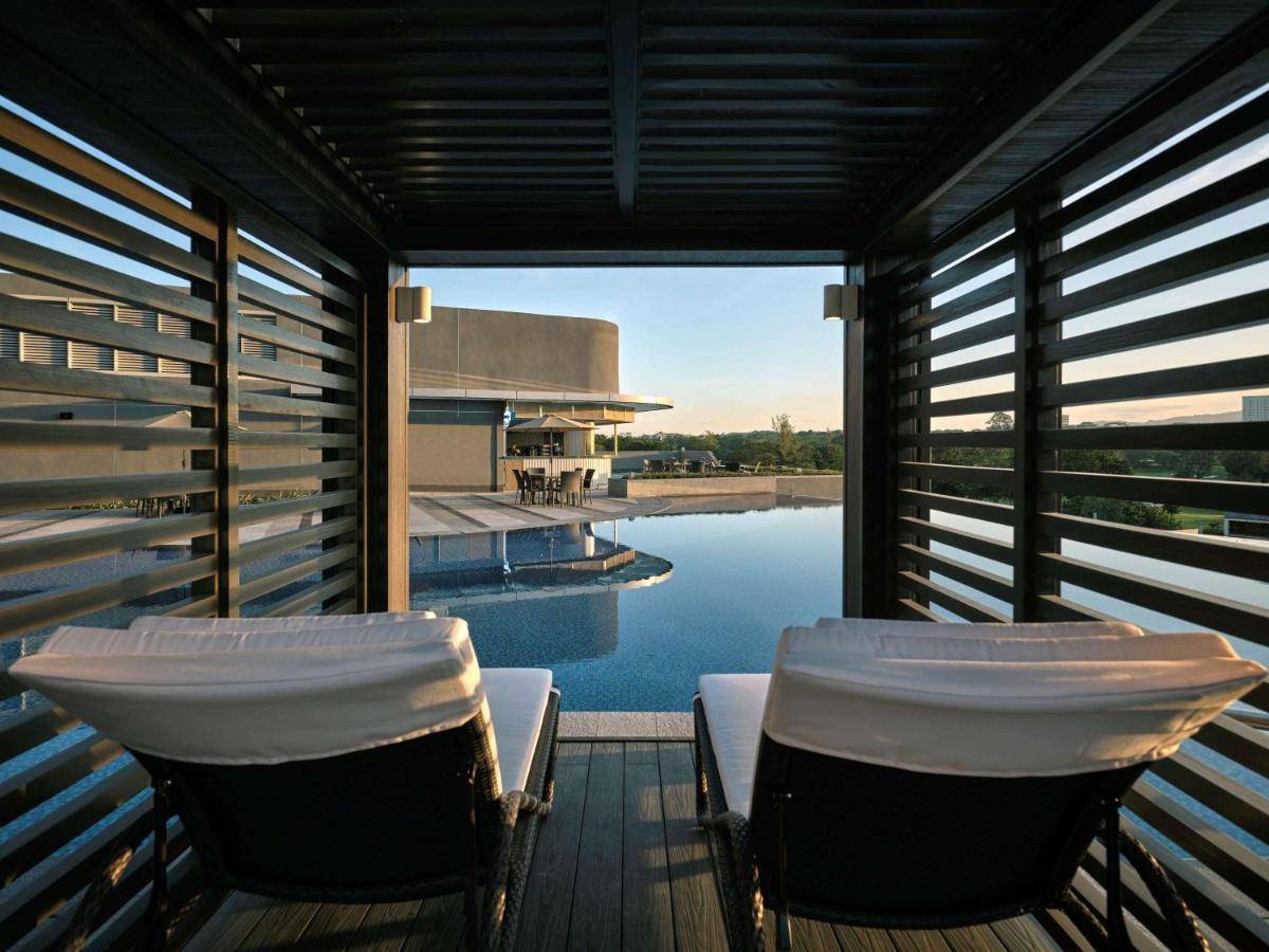 Swissotel Clark Philippines Clark Field Екстериор снимка