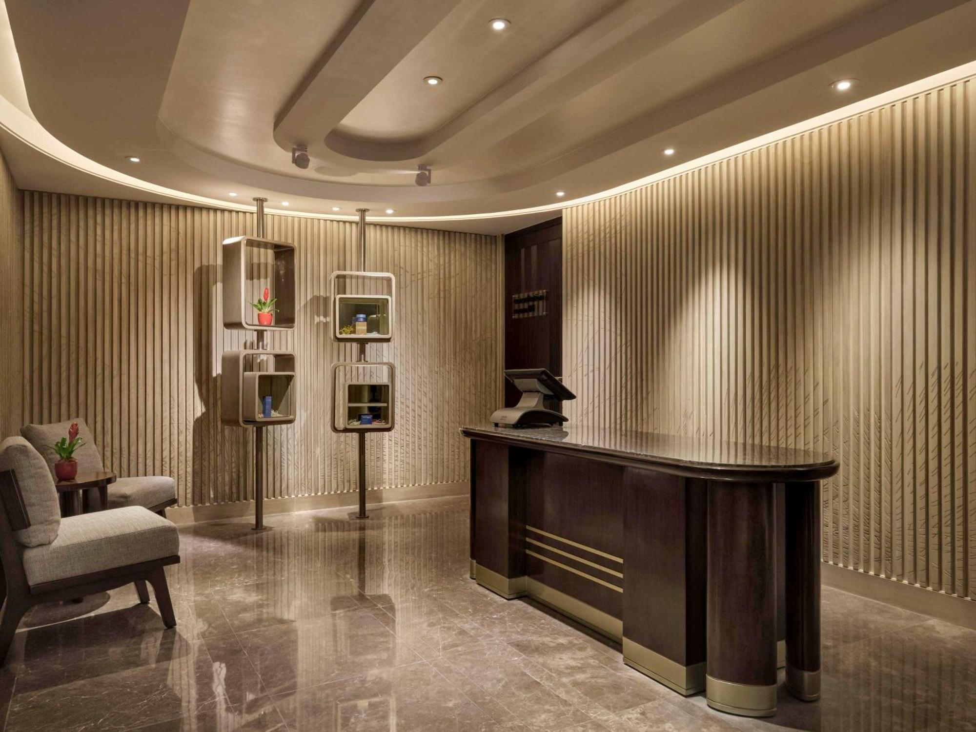 Swissotel Clark Philippines Clark Field Екстериор снимка